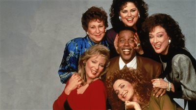 قصة مسلسل Designing Women