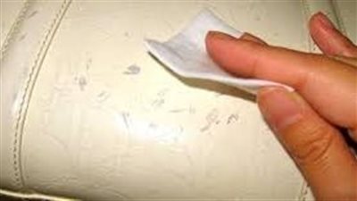 كيفية إزالة الحبر من الجلد