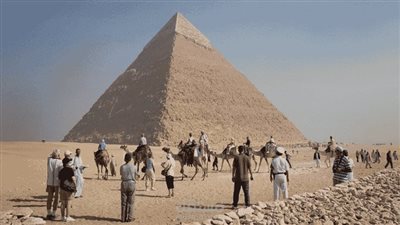 تعبير عن واجبنا نحو السياح والمناطق السياحية 
