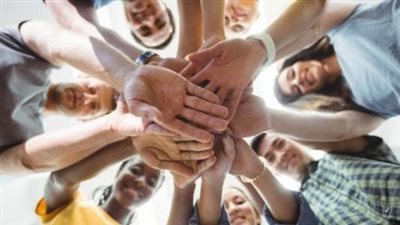 تعبير عن دور الشباب في المجتمع