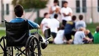 تعبير عن كيفية مساعدة ذوي الاحتياجات الخاصة