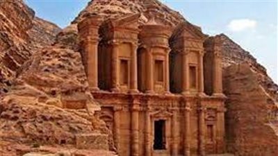 كلمات جميلة عن مدينة البتراء