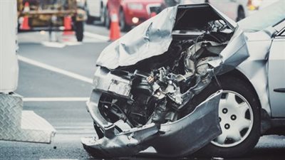 تعرف على تفسير حلم حاډث سيارة لقريب ونجاته