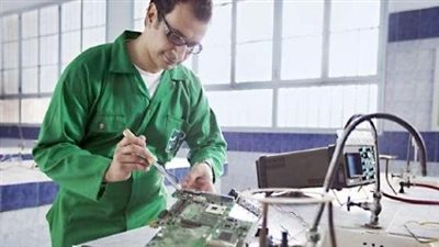  تعبير عن قيمة العمل في حياة الفرد والمجتمع