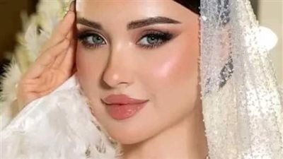 في وكاله من أكبر وكالات الاعلان تقف نورما في نص الوكالة و بصوت عالي