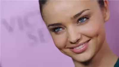 عمل غمازات حقيقية وطبيعية بدون عمليات