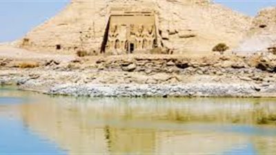 كل ما تريد معرفته عن بحيرة ناصر والتماسيح