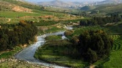 أين يصب نهر الزرقاء
