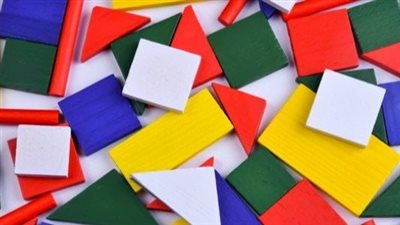 ما هو الفرق بين خصائص المربع والمستطيل