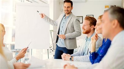 كيف تكون متحدثاً ناجحاً وجيداً ؟