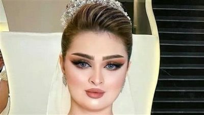 قصة فوقت من النوم وكنت سعيده اوى لان فرحي كان امبارح وعروسه جديده وكده 