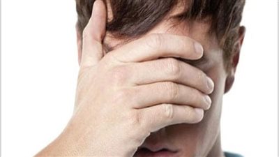 أعراض ضعف الشخصية والخجل