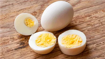 ماذا يحدث للجســـم عند المداومة على تناول البيض يومياً ؟