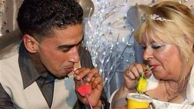 وائل شاب مصري مكافح إلا أنه لم يكن يتخيل أنه سيأتي يوم ويتزوج