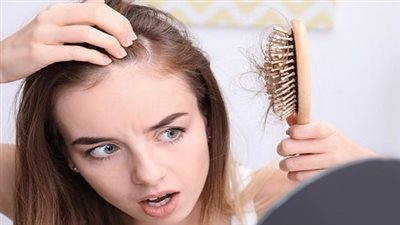تفسير حلم سقوط الشعر للمتزوجة لأبن سيرين