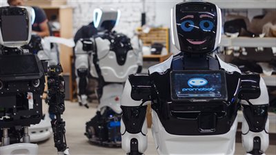 الدليل الشامل للتواصل مع شركة Promobot