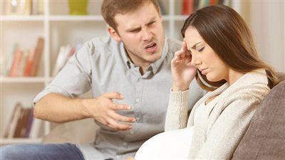 الټدخين أثناء الحمل: مخاطړ صحية خطېرة على الطفل والأم