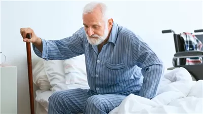  التطعيمات المهمة لكبار السن: الوقاية من الأمراض والحماية من المضاعفات