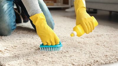 How to Remove Oil Stains from Carpet: Easy and Effective Methods