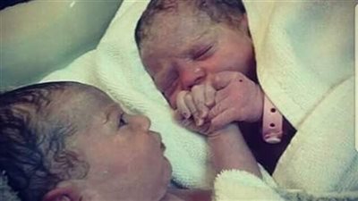 قصه واقعيه مؤثره تزوج شاب من إمرأه وبعد ثلاث سنوات من الزواج لم يرزقا بطفل وهذا ما حدث