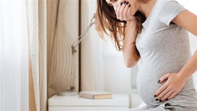 بعد عقد قرانها مباشرا أصابها الألم والمړض