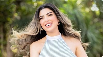 قصة جلس أينشتاين ذات مرة بجانب رجل عربي بالقطار فأراد أن يختبر ذكائه