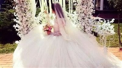 قصة عروس مسافرة لزوجها الذي عقد قرانه عليها
