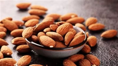 Almonds : Benefits and Side Effects