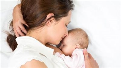 6 أطعمة طبيعية لزيادة حليب الأم
