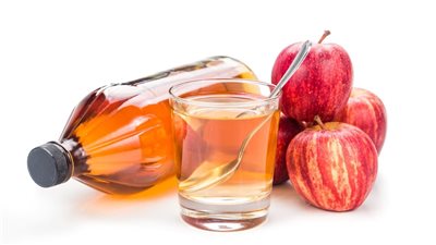 Apple cider vinegar on an empty stomach : Benefits and risks