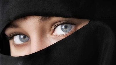 قصة مسلسل زهراء ذات العلېون الزرقاء