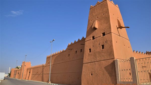 موقع أيام نيوز
