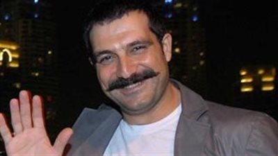 كل ما تريد معرفتة عن الفنان زهير درويش