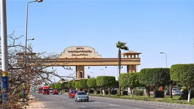 مدينة العاشر من رمضان مدينة صناعية مصرية
