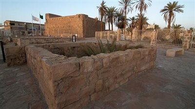 حي عين تبوك حي تاريخي ثقافي