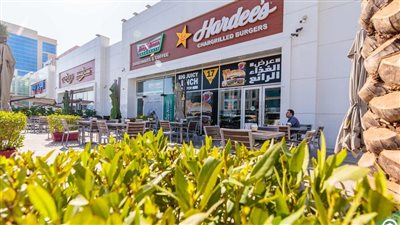 مدينة الجرف وجهة سياحية وتجارية في عجمان